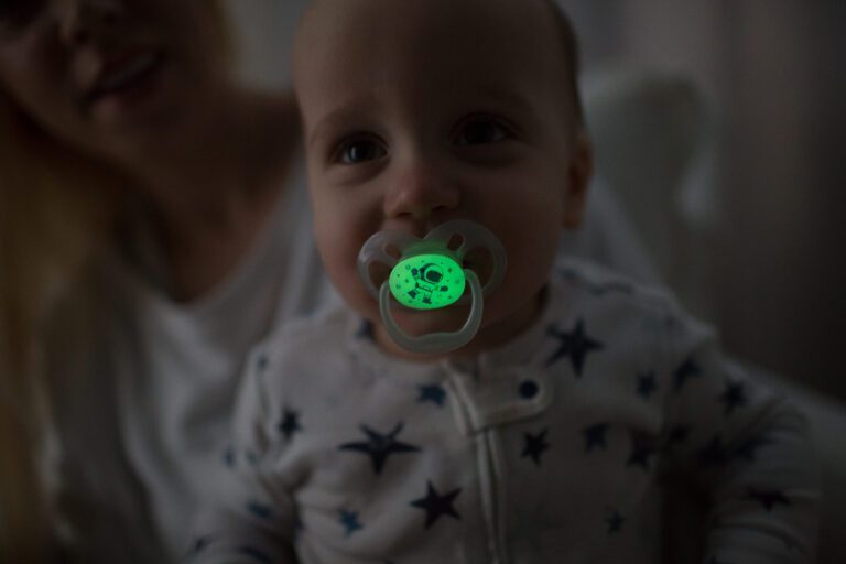 Lifestyle_Advantage_Glow_in_the_Dark_Stage_2_O16A7928-768x512 - Babies and Moms in Cyprus