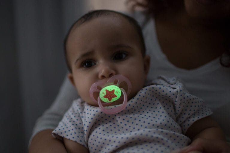 Lifestyle_Advantage_Glow_in_the_Dark_Stage_2_O16A8387-1-768x512 - Babies and Moms in Cyprus